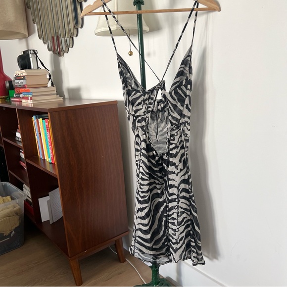 Zebra Isabelle Quinn Duke Mini dress - Picture 3 of 5